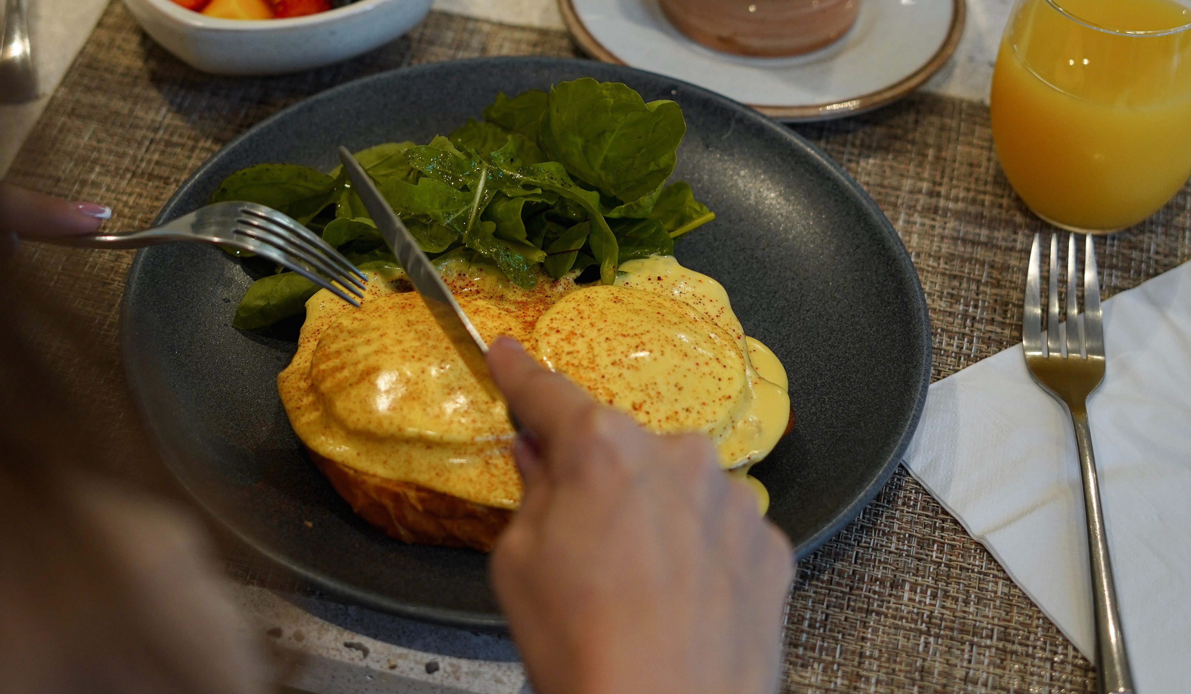 Huevos Benedictinos-1